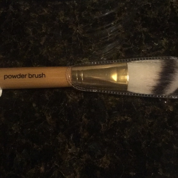 Icing | Powder Brush - Picture 2 of 3